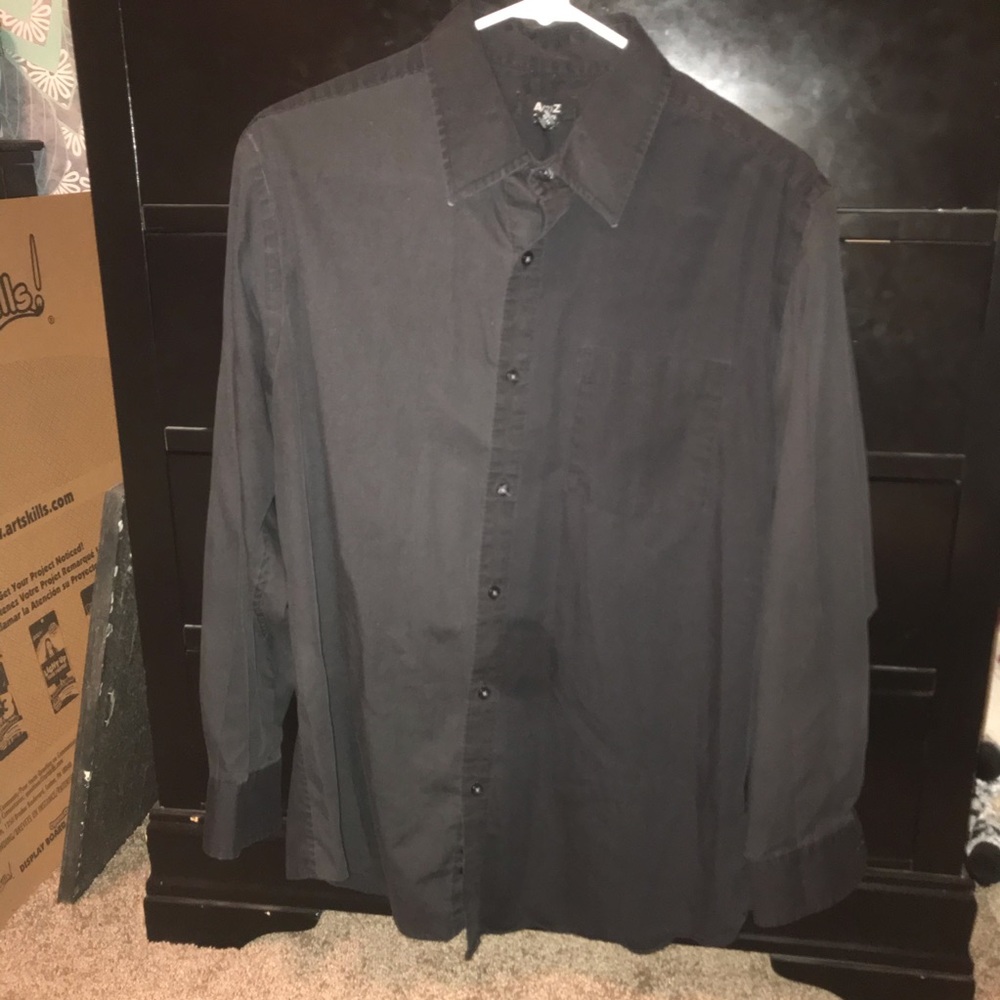 Mens Button down - Picture 4 of 6